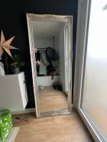Sehr schöner Antiker Spiegel Nordrhein-Westfalen - Velbert Vorschau