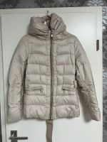 Zara Daunenjacke daunenmantel Creme XS neuwertig Hessen - Vellmar Vorschau