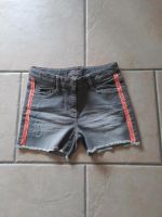 ** Neuwertig** Jeans Shorts S' Oliver Skinny Gr. 164 Bayern - Reichersbeuern Vorschau