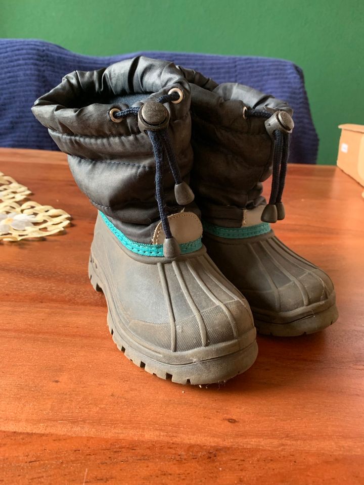 Winterstiefel/Kinderstiefel Gr. 26/27 in Fredersdorf-Vogelsdorf