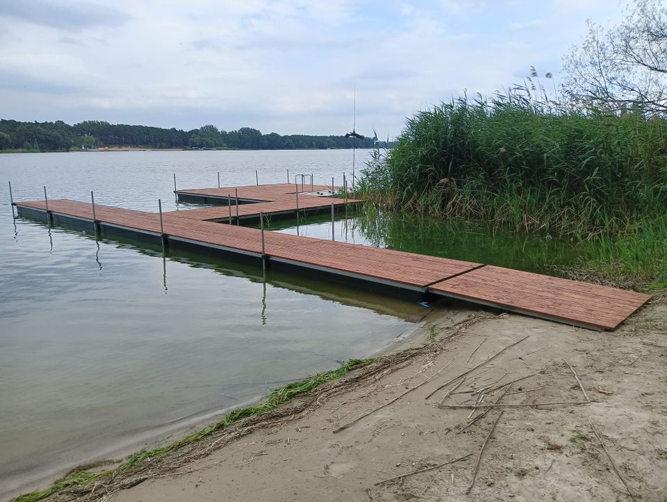 67m2 Schwimmsteg, Anlage, schmimmender Floss, Ponton, Jetski in Senftenberg