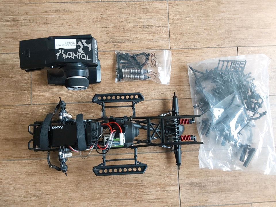 Axial SCX 10 Crawler Chassis (kein RC4WD, Boomracing, MST, etc) in Hamburg