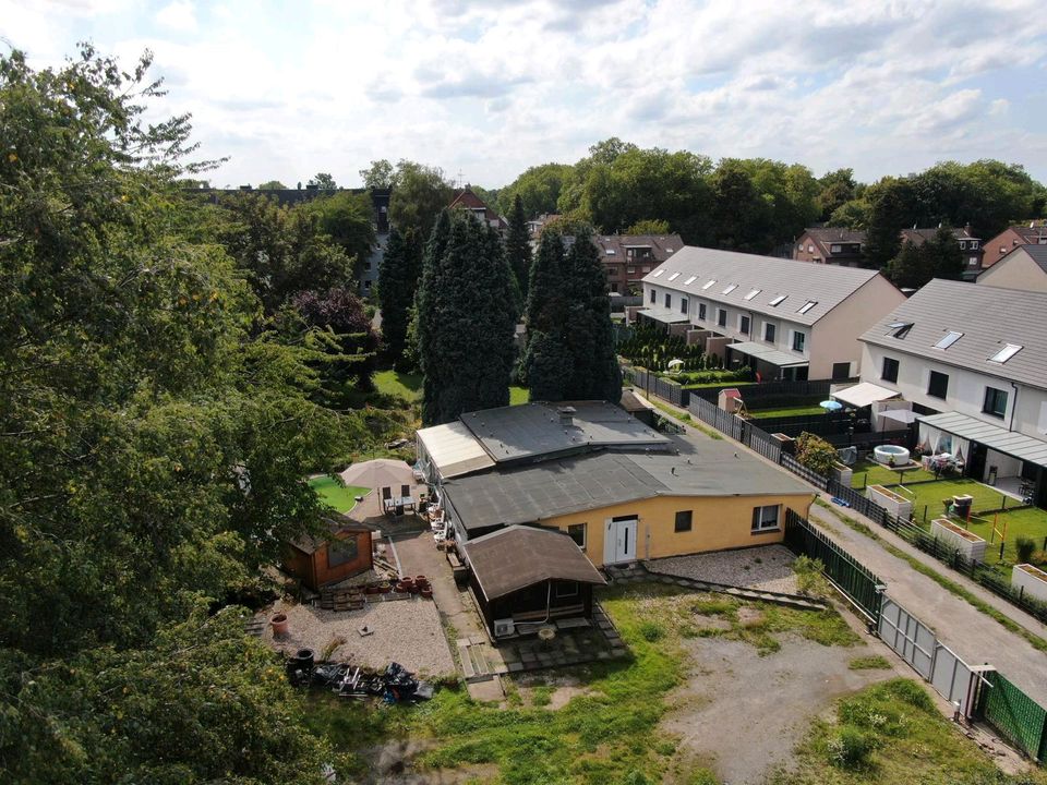 Haus mit 3000 qm Grundstück in Gelsenkirchen