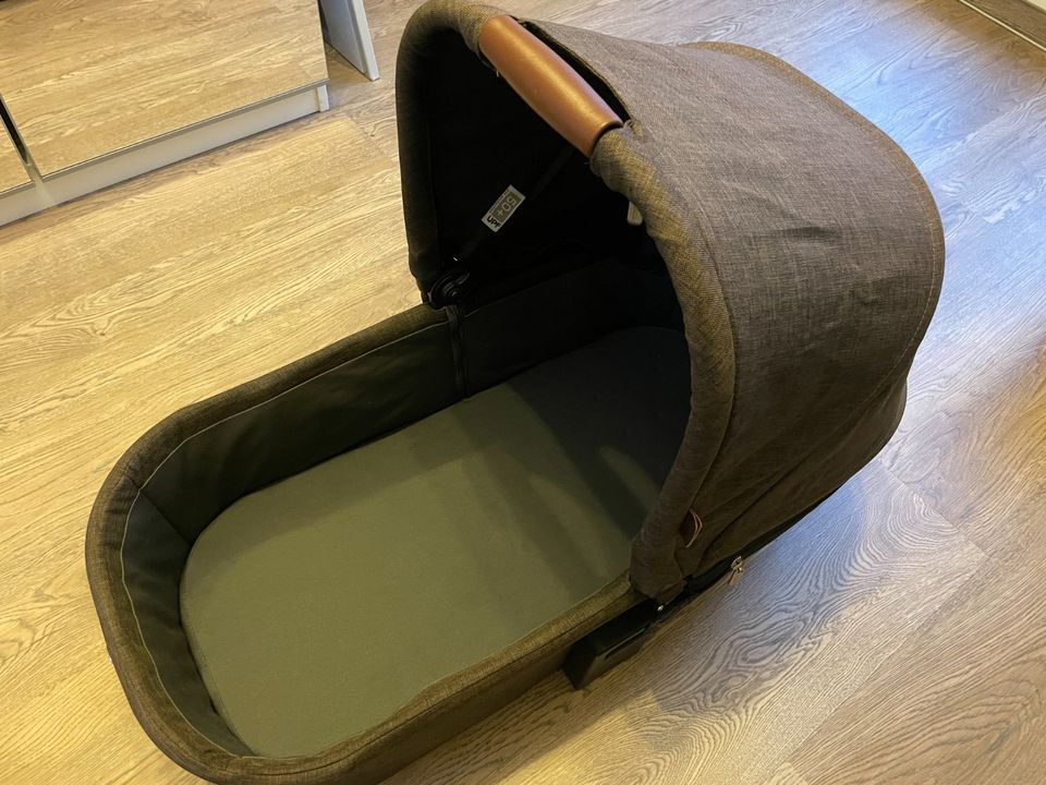 Kinderwagen ABC Design Turbo 4 mit Fußsack in Berlin