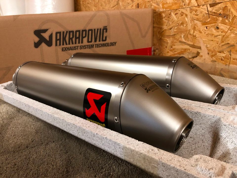 Akrapovic Auspuffe KTM 625 SMC 640 LC4 Supermoto 660 SMC 05-06 in Bad Bentheim