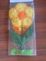 Neu Wetterfeste Blumendeko 60 und 40 cm gelb orange Bayern - Ochsenfurt Vorschau