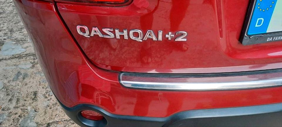 Nissan Qashqai+2 7Sitzer 4WD Benzin TÜV 03/2026 in Elsdorf