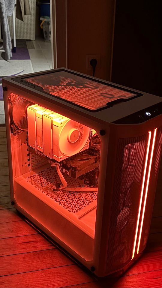 High-End Gaming PC - i7 12700k, RTX 3060 Ti, 32GB RAM in Kaufering