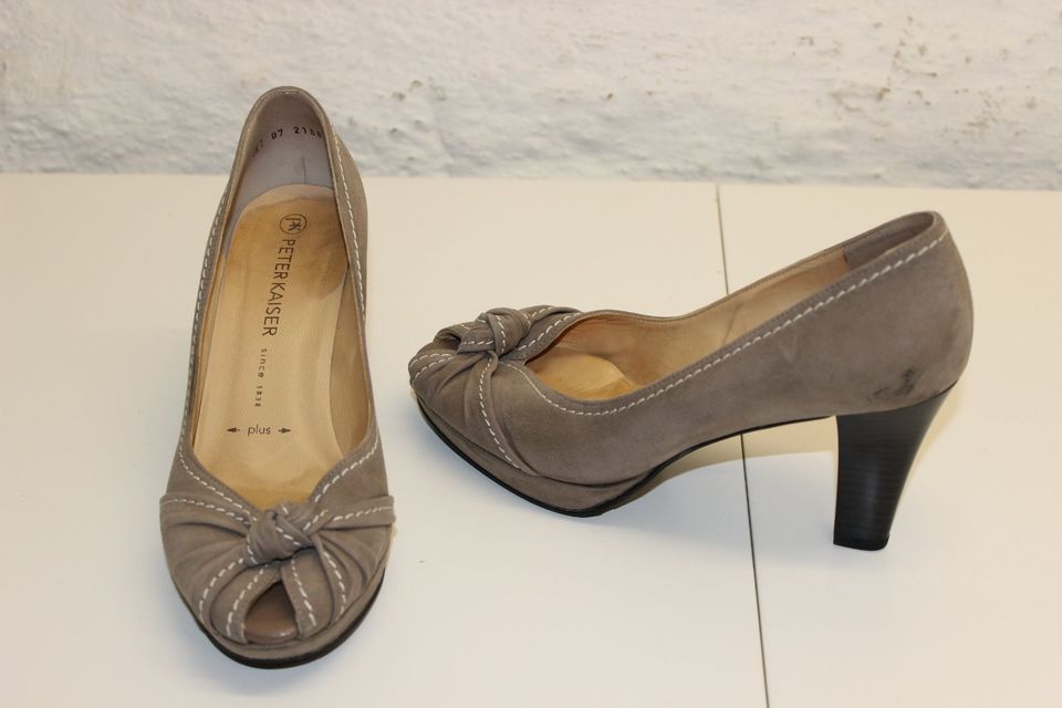 PETER KAISER Pumps 38 Schuhe High-Heels Peeptoes Taupe Leder in Duisburg