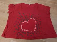 ❤️ Damen T-Shirt T Shiet rot mit Herzmotiv Größe 52/54 Baden-Württemberg - Ludwigsburg Vorschau
