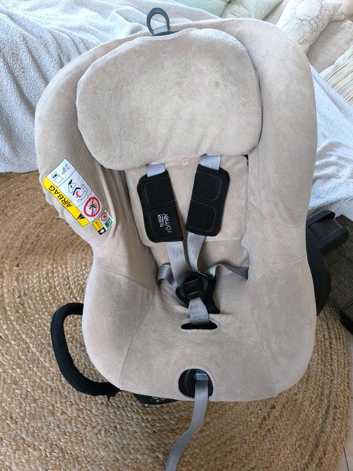 Kindersitz Britax Römer Dualfix2 R drehbar, inkl. Sommerbezug in Hannover