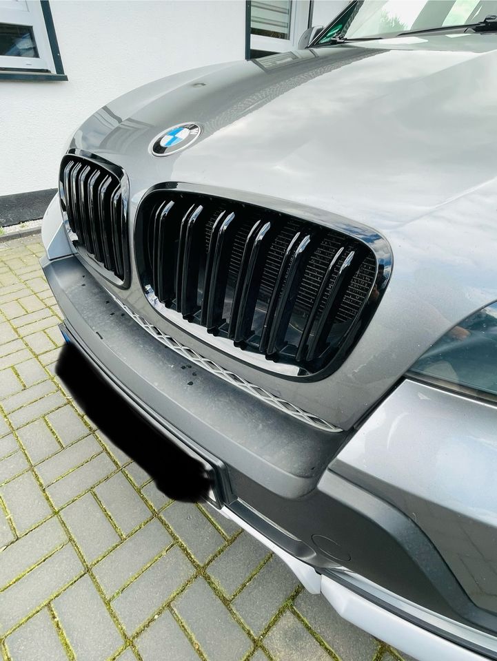 BMW X5 E70 Standheizung Panoramadach Carplay in Bremen