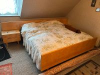 Komplettes Schlafzimmer/Bett/Schrank/Kommode Niedersachsen - Gehrden Vorschau