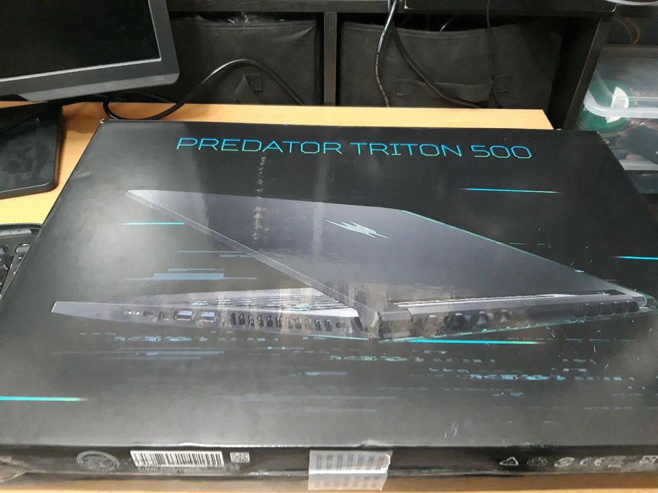 Acer Predator Triton 500: RTX 2070 Super, i7-10750H, 144HZ in Köln