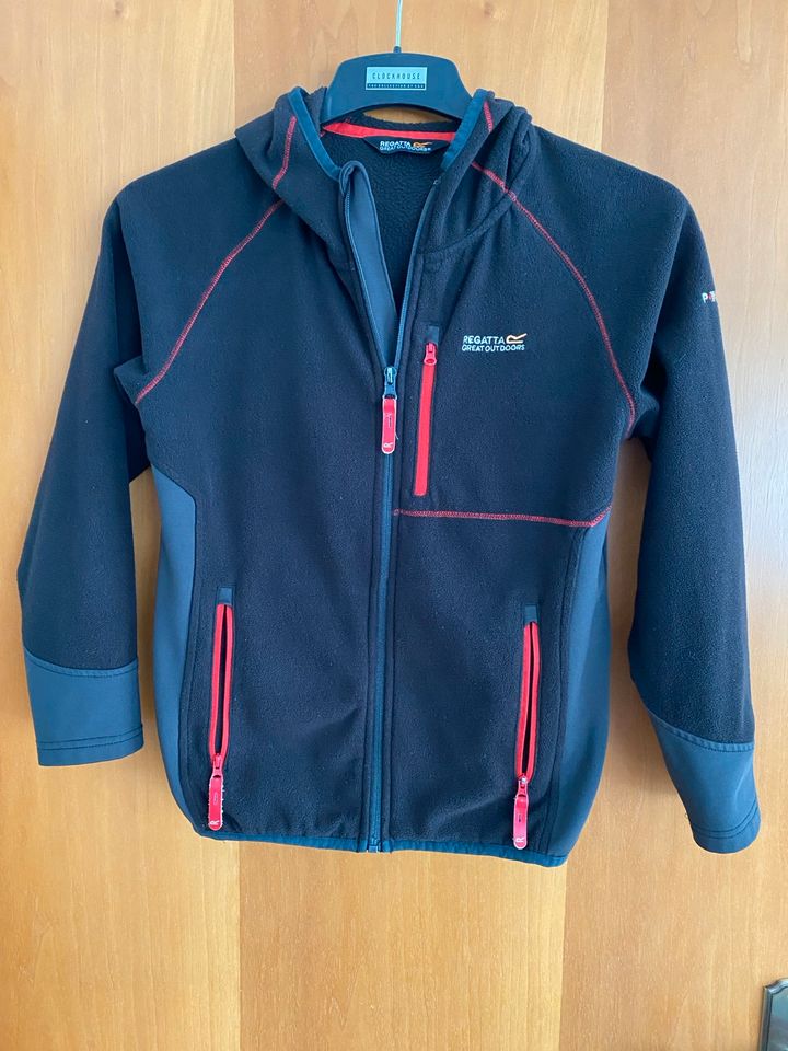 Weste 158-164 und Jacke von Regatta Great Outdoors in Duisburg