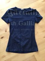 GALLIANO Shirt „Zeitung“ marineblau/grau Gr S Niedersachsen - Gifhorn Vorschau