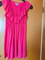 Sommerkleid Barbie Kleid koralle pink Gr. S neuwertiger Zustand Hessen - Oestrich-Winkel Vorschau