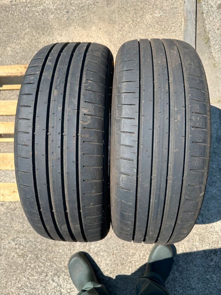 2 Sommerreifen Goodyear 215/50R19  93T in Wiesbaden