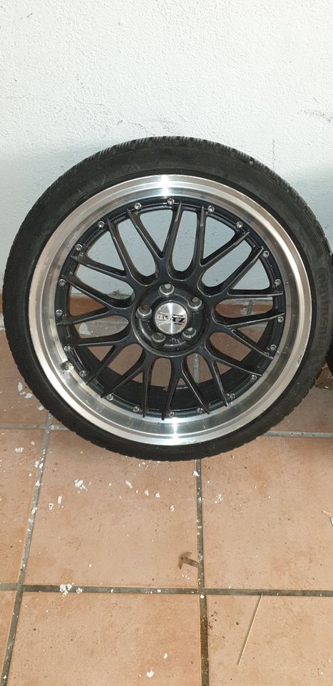 Alufelgen mit Reifen 225/35R18 Dotz Revvo Dark in Wiehl