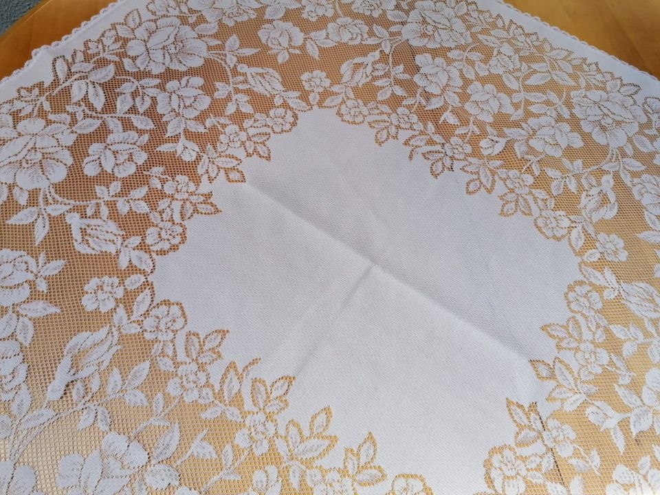 Tischtuch Stoff Tischdecke 88 x 88 cm creme weiß Tischwäsche in Schlitz
