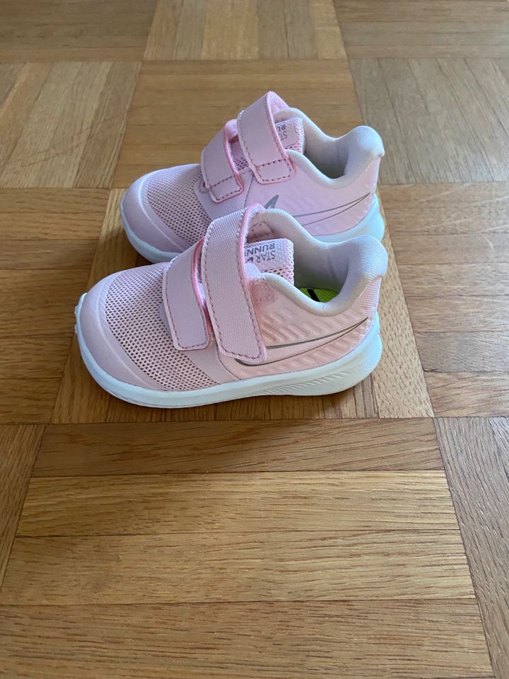 Nike Baby Schuh Sneaker Gr 18,5 in Schwetzingen