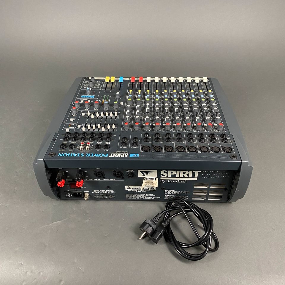 Soundcraft Powerstation 12 Kanal Powermixer Lexicon FX 600 Watt in Herne