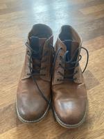 Schuhe H&M (Stiefel Neuwertig) Größe 44 München - Altstadt-Lehel Vorschau