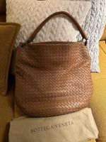 bottega veneta schultertasche Bayern - Schwarzach am Main Vorschau