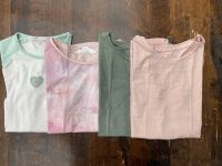 4 x T Shirts im Set Gr. 146/152 H&M Nordrhein-Westfalen - Niederkassel Vorschau