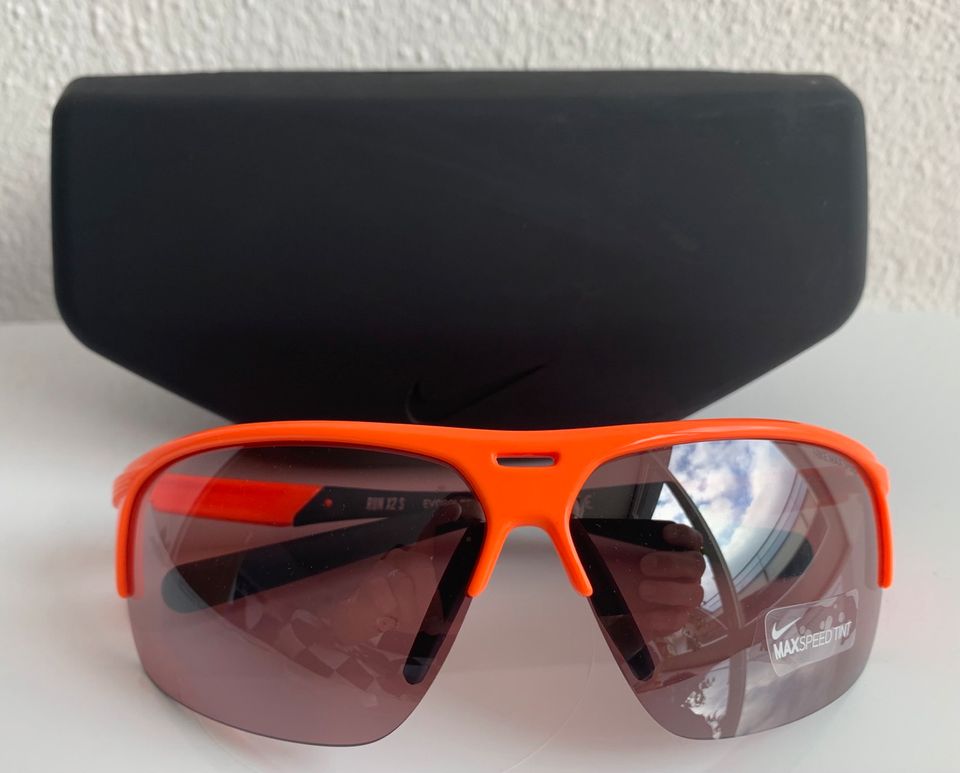 Nike Vision Sonnenbrille X2 S E EV0801837 in Stuttgart