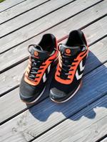 Hummel Hallenschuhe Trainingsschuhe Sportschuhe wie NEU Gr 39 Hessen - Lindenfels Vorschau