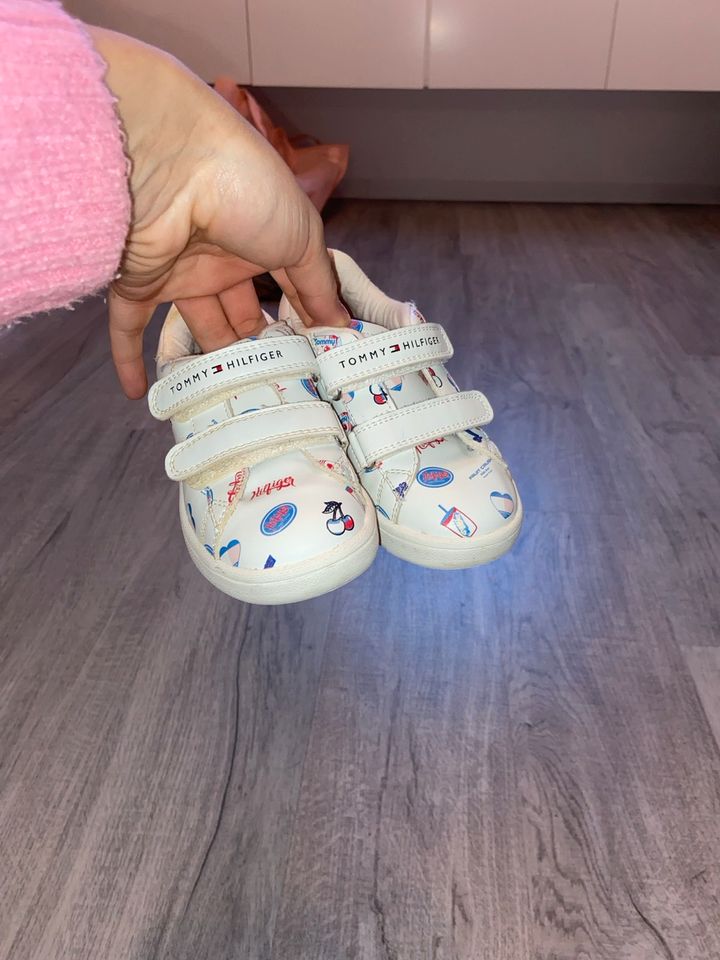 Mädchen Sneaker Zommy Hilfiger 27 in Datteln