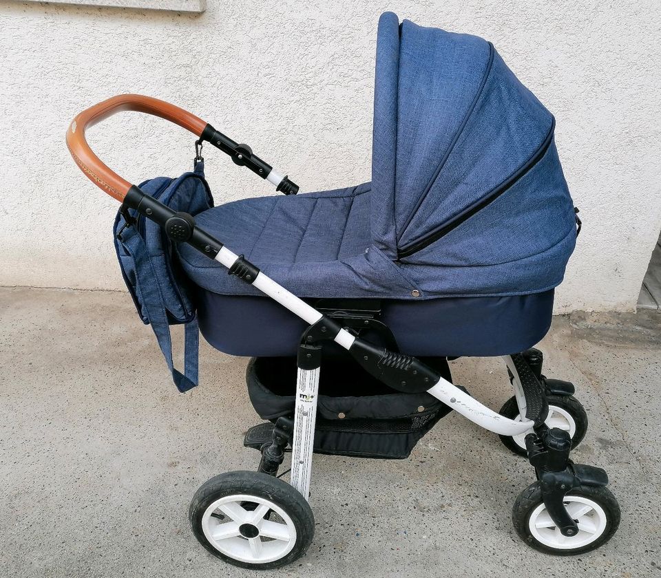 Kinderwagen MyJunior 3 in 1 mit viel Zubehör in Wyhl