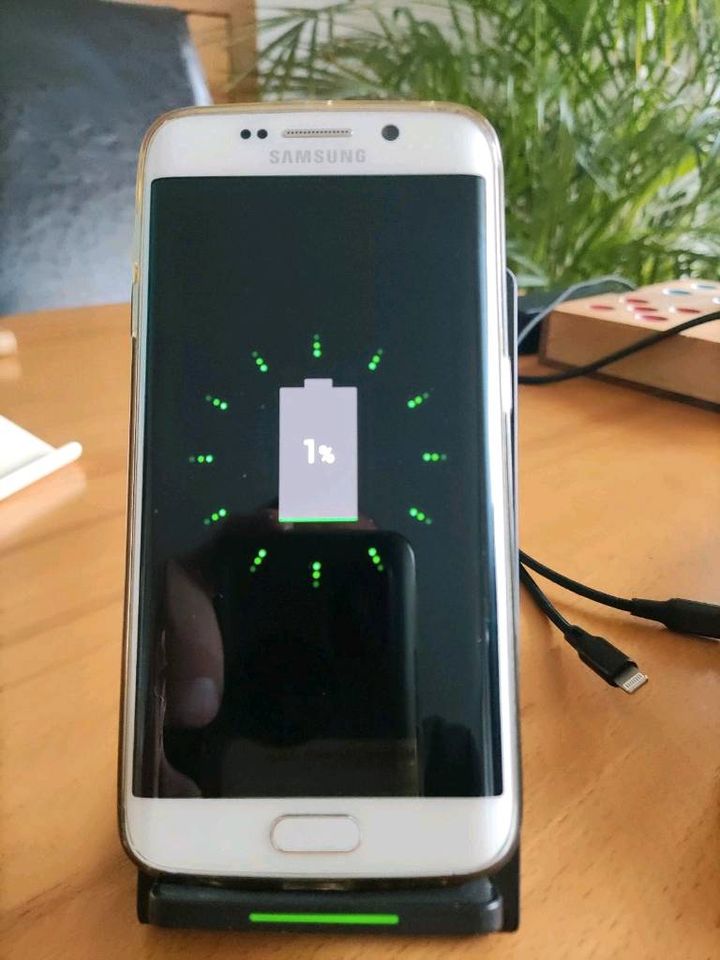 Drahtlos Handy Ladegerät (Wireless Charger) in Wesseling