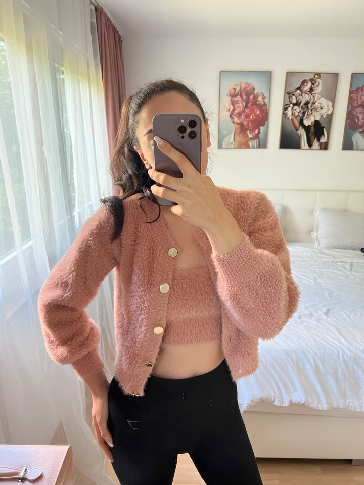 Rosa Set - Strickjacke / Cardigan & Top in München