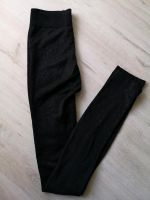 2,50Mädchen Strumpfhosen Leggings dick Gr. 38 / 40  Gr. 170 / 176 Sachsen-Anhalt - Halle Vorschau