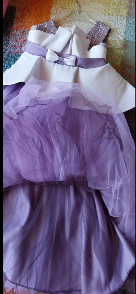 Schöne kleid für besondere Anlässe 147-158 wie neu in Regensburg