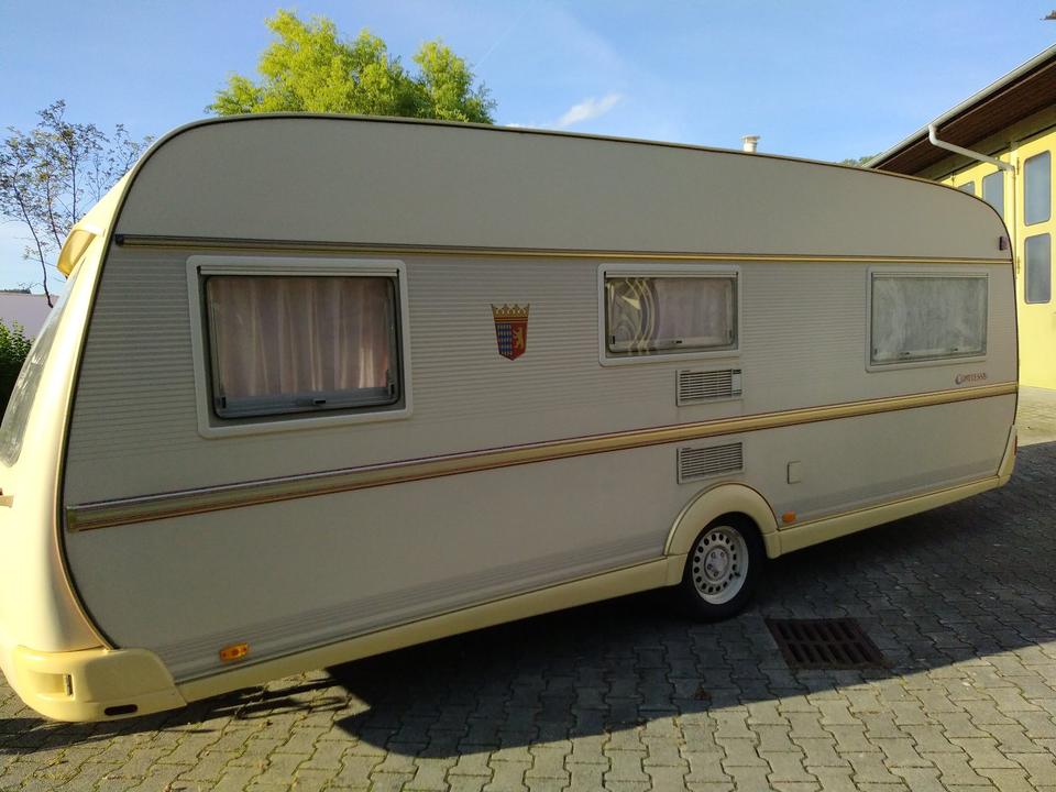 Wohnwagen Tabbert Comtesse 540 HE mit Einzelbetten & 2 Vorzelten in Münsingen