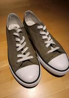 Neuwertige Sneaker in oliv, 42 Nordrhein-Westfalen - Ochtrup Vorschau