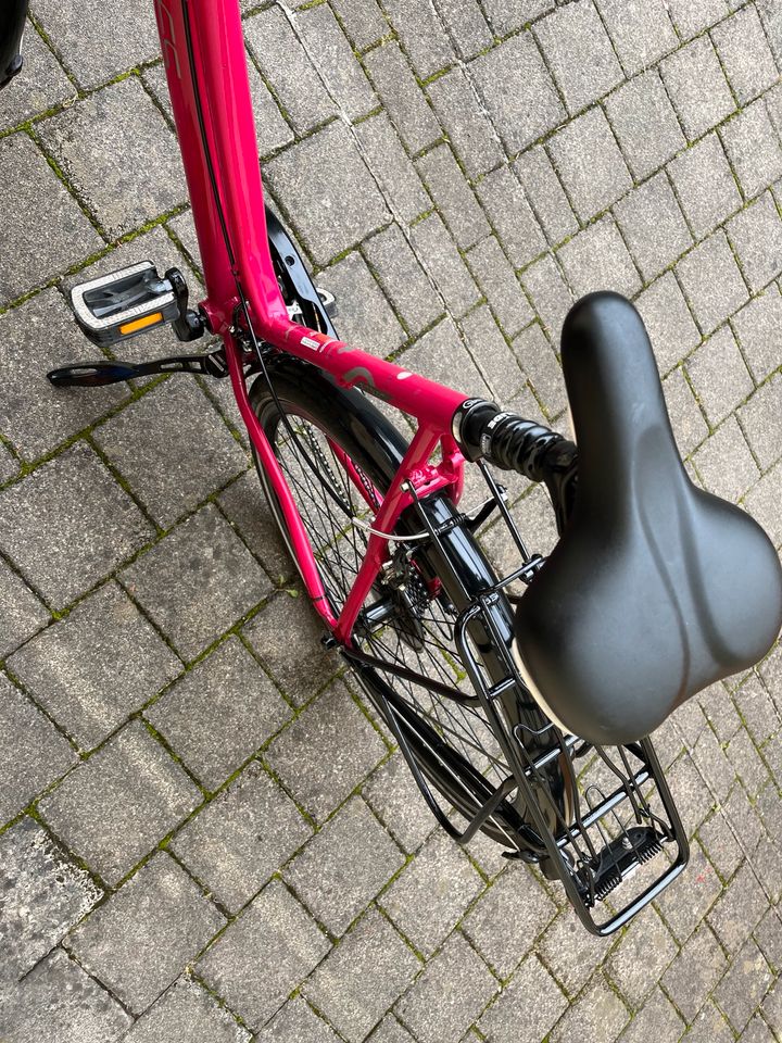 28“ Zoll Fahrrad 24-Gang, Nabendynamo, Vollfederung, Standlicht H in Singen