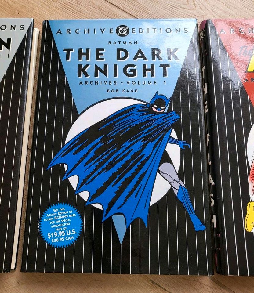 DC Comics - Archive Edition Batman, Dark Knight, Flash HC in Berlin