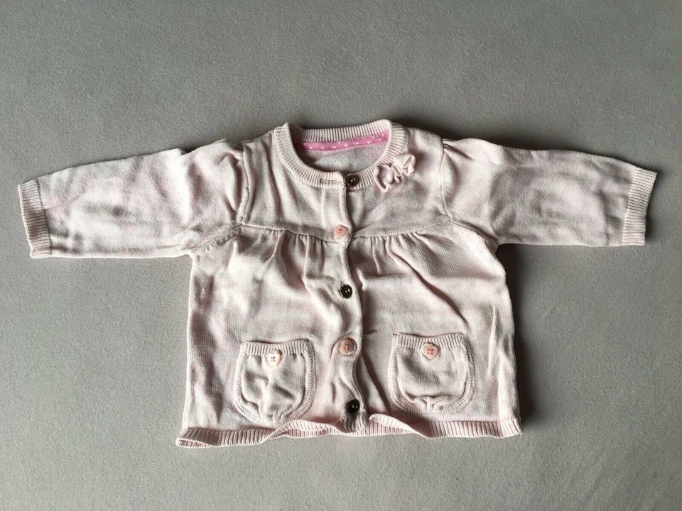 Kleidungspaket für Babys / Paket Kleidung Baby Mädchen, 50-56 in Wiesbaden