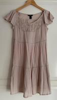 Romantisches H&M Sommerkleid m. Spitze creme beige nude 38 M, NEU Hessen - Bad Nauheim Vorschau