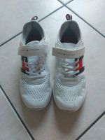 Tommy Hilfiger (R) Sneaker Turnschuhe 39 weiss Schuhe Hannover - Misburg-Anderten Vorschau