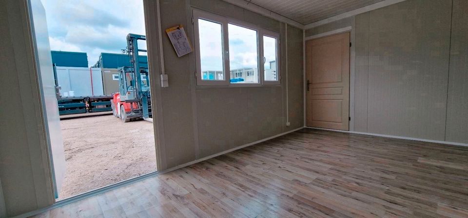 Sozialunterkunft - Containermodul 7 x 3 x 2,7 Meter - Schlafraumlösung Containerunterkunft Wohncontainer Sozialwohnung Schlafcontainer Containeranlage Containerlager Sozialprojekt Tiny House Wohnraum in Brunnen