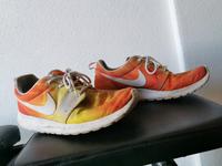 Nike Sneaker gelb orange Gr 39 Hessen - Gießen Vorschau