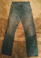 originale Levi's Jeans 501 mit Knopfleiste in der Größe 31/34 Hessen - Lahnau Vorschau