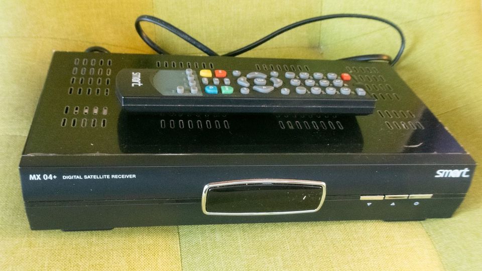 2 Satelliten Receiver + 3 LNB's in Niederbreitbach