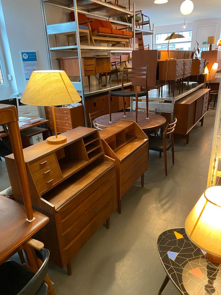 ◤ Niels Möller Modell 78 Palisander Teak papierkordel Stühle Esszimmerstühle Danish Design 60er RAR Dänisch Esstisch Teak Teakholz Retro mid Century in Berlin