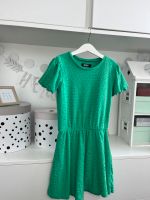 Top! Wunderschönes Europe Kids Kleid Gr. 134/140 Nordrhein-Westfalen - Rheine Vorschau